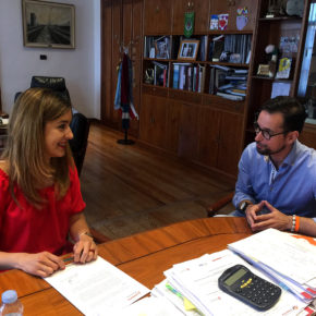 González califica de productiva su primera reunión con Aitana Hernando